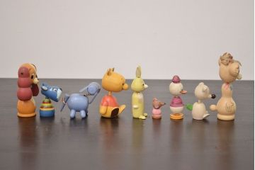 アンティーク雑貨　古いディズニー　木製人形9体セット(ビンテージこけし)(R-042437)