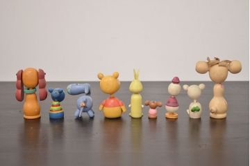 アンティーク雑貨　古いディズニー　木製人形9体セット(ビンテージこけし)(R-042437)