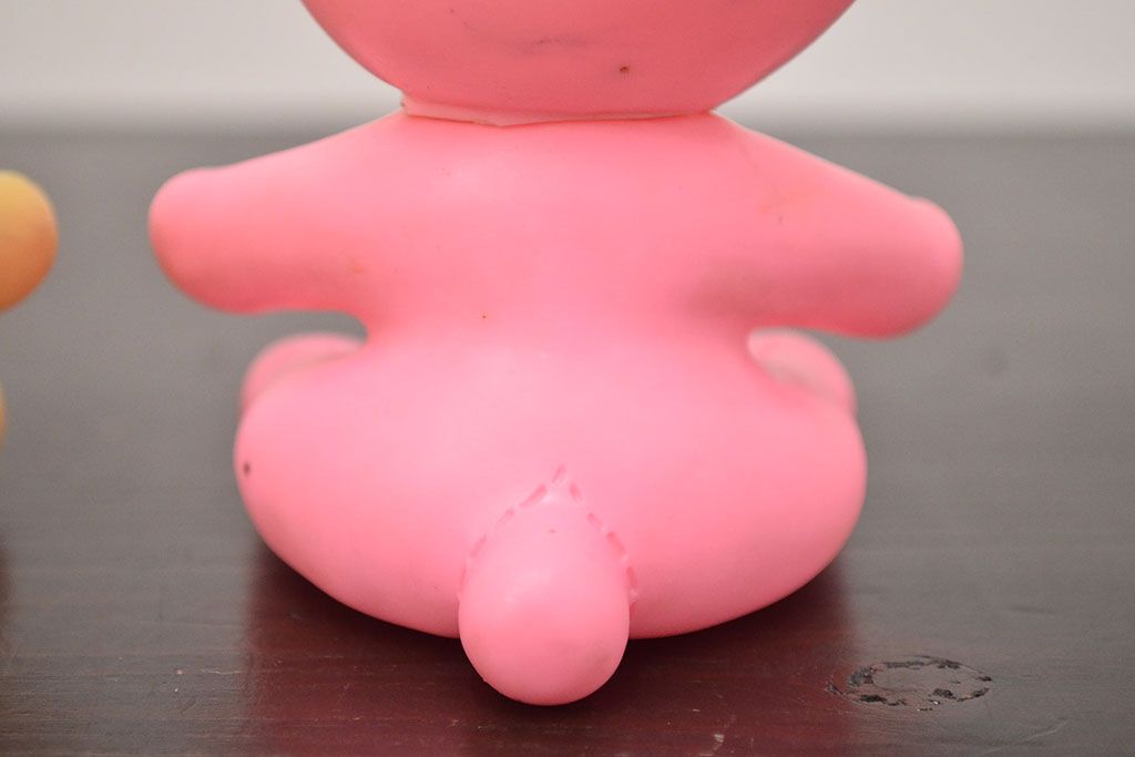 アンティーク雑貨　昭和レトロ　セキグチ　ビンテージラバードール2点(うさぎ、くま、ビニール人形)(R-042444)