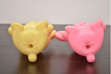 アンティーク雑貨　昭和レトロ　セキグチ　ビンテージラバードール2点(うさぎ、くま、ビニール人形)(R-042444)