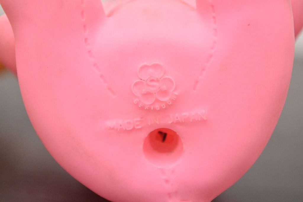 アンティーク雑貨　昭和レトロ　セキグチ　ビンテージラバードール2点(うさぎ、くま、ビニール人形)(R-042444)