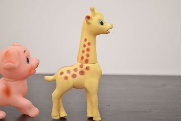 アンティーク雑貨　昭和レトロ　ビンテージラバードール3点(馬、犬、きりん、ビニール人形)(R-042446)