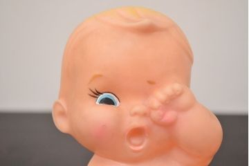 アンティーク雑貨　昭和レトロ　ORIENTAL　赤ちゃん　ラバードール(ビニール人形)(R-042451)