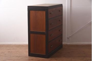レトロ家具　すっきりとしたツートーンのチェスト(タンス、箪笥、引き出し)(R-042455)