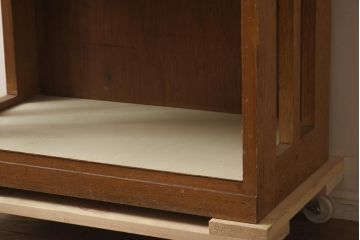 レトロ家具　昭和レトロ　味わいと温もりあふれる本棚(オープンラック、収納棚、飾り棚)(R-042459)