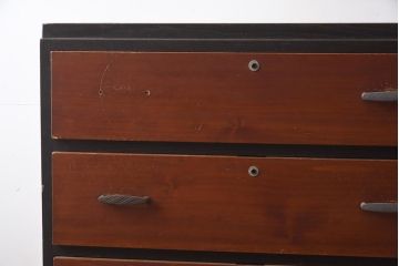 レトロ家具　すっきりとしたツートーンのチェスト(タンス、箪笥、引き出し)(R-042460)