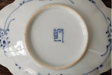 アンティーク雑貨　古民具・骨董　江戸期　古伊万里　山水図染付変形皿3枚セット(和食器)(R-042473)