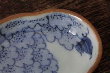 アンティーク雑貨　江戸期　古伊万里　染付花文小皿5枚セット(変形皿、和食器)(R-042475)