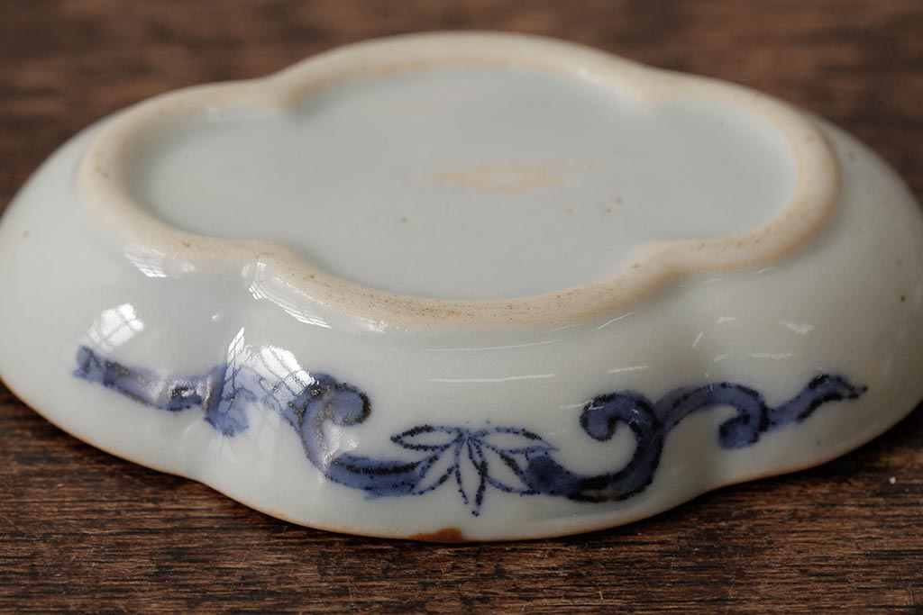 アンティーク雑貨　江戸期　古伊万里　染付花文小皿5枚セット(変形皿、和食器)(R-042475)