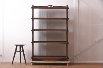 レトロ家具　透かし入り　珍しいデザインの本棚(シェルフ、ラック、飾り棚)(R-042477)