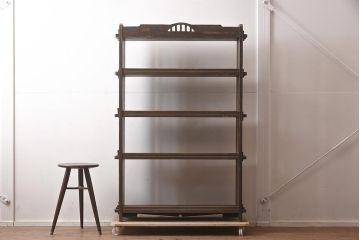 レトロ家具　透かし入り　珍しいデザインの本棚(シェルフ、ラック、飾り棚)(R-042477)