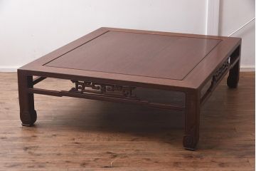 アンティーク家具　昭和初期　花梨材　透かし入り　アジアン風のデザインが魅力の座卓(ローテーブル、カリン材)(R-042480)