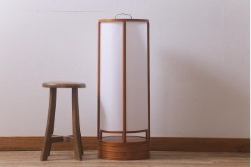 アンティーク雑貨　古民具・骨董　美品!　明治期　春慶塗りが美しい遠州行灯(丸行灯、行燈、照明、スタンド)(R-042483)
