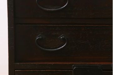 アンティーク家具　古民具・骨董　江戸明治期　片開き戸付き!木の質感が味わい深い小タンス(引き出し、時代箪笥、整理タンス)(R-042486)