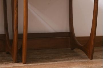 ヴィンテージ家具　北欧ビンテージ　G-PLAN(ジープラン)　チーク材　タイルトップがお洒落なネストテーブル(サイドテーブル)(R-042487)
