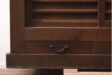 【簡易リペア限定品】アンティーク建具　和製アンティーク　飾り棚付き!　四尺水屋箪笥(4尺、和タンス)(R-042492)