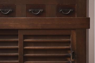 アンティーク家具　和製アンティーク　飾り棚付き!　四尺水屋箪笥(4尺、和タンス)(R-042492)