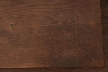 ビンテージ家具　高級杉材　使い込まれた風合いが味わい深い座卓(ローテーブル)(R-042495)
