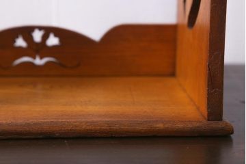 和製アンティーク　昭和初期　フクロウの透かし彫りが愛らしいブックスタンド(本立て)(R-042501)