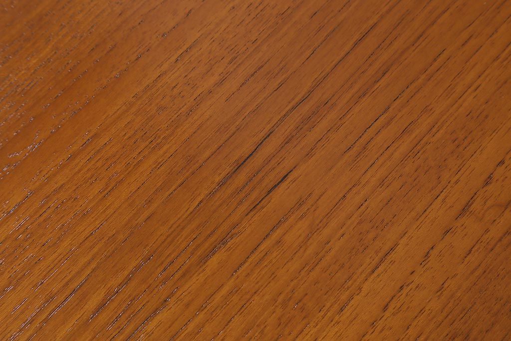 ヴィンテージ家具　北欧ビンテージ　チーク材　Nathan(ネイサン)　スタイリッシュなデザインがお洒落なキャビネット(サイドボード、テレビ台、収納棚、戸棚)(R-042502)