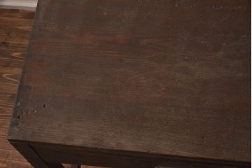 アンティーク家具　栗材　落ち着きのあるレトロスタイルにおすすめな木製の片袖デスク(ワークデスク、机、在宅ワーク、在宅用)(R-042506)