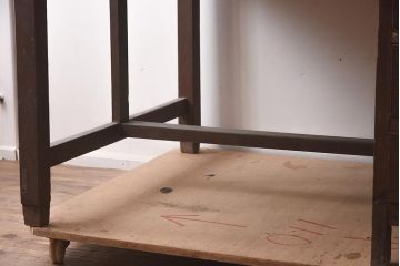アンティーク家具　栗材　落ち着きのあるレトロスタイルにおすすめな木製の片袖デスク(ワークデスク、机、在宅ワーク、在宅用)(R-042506)