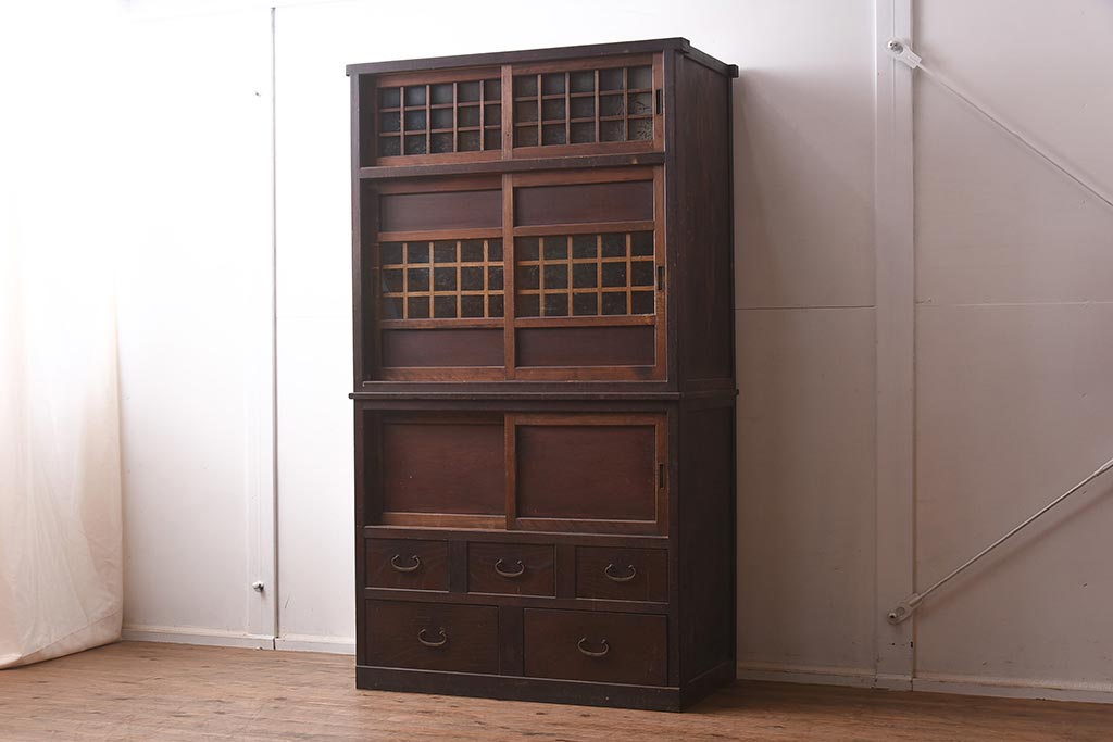 アンティーク家具　引き出し付き　レトロスタイルや和空間にぴったりな重ね戸棚(収納棚、キャビネット)(R-042510)