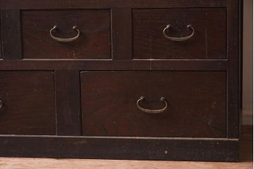アンティーク家具　引き出し付き　レトロスタイルや和空間にぴったりな重ね戸棚(収納棚、キャビネット)(R-042510)