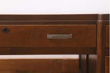 昭和レトロ　昭和初期　栓材　色艶を増した木の風合いが魅力の文机(座卓、片袖机、ローテーブル、センターテーブル)(R-042516)