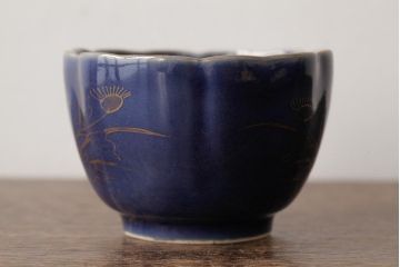 アンティーク雑貨　江戸期　古伊万里　瑠璃金彩花文蕎麦猪口2個セット(向付、和食器)(R-042522)