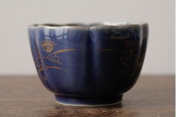 アンティーク雑貨　江戸期　古伊万里　瑠璃金彩花文蕎麦猪口2個セット(向付、和食器)(R-042523)