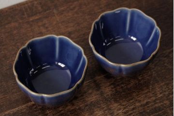アンティーク雑貨　江戸期　古伊万里　瑠璃金彩花文蕎麦猪口2個セット(向付、和食器)(R-042523)