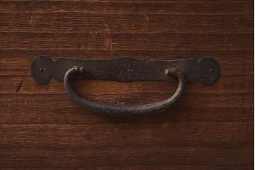 アンティーク家具　総桐材　和空間を引き立てる箪笥ローボード(ローチェスト、引き出し、衣装箪笥)(R-042532)