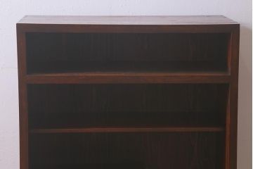 和製アンティーク　大正昭和初期　前面欅材　当店オリジナルガラス　シックな色味で気品あふれる戸棚(収納棚、戸棚、茶棚)(R-042534)
