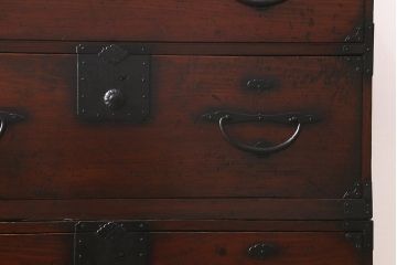 アンティーク家具　和製アンティーク　明治大正期　使いこまれた味わいが魅力の二本松箪笥(重ね箪笥、引き出し、衣装箪笥)(R-042536)