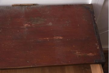 アンティーク家具　昭和初期　前面欅材・共縁　丸金具　漆塗りが上品な箪笥ローボード(チェスト、衣装箪笥、引き出し)(R-042538)