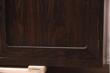 アンティーク家具　昭和初期　縞黒檀　上品な雰囲気の衣装盆付き衣装箪笥(ローボード、和タンス、時代箪笥、テレビ台、テレビボード、着物箪笥)(R-042542)