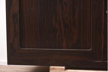 アンティーク家具　昭和初期　縞黒檀　上品な雰囲気の衣装盆付き衣装箪笥(ローボード、和タンス、時代箪笥、テレビ台、テレビボード、着物箪笥)(R-042542)