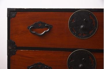 アンティーク家具　明治期　重厚感漂う金具が印象的な時代箪笥(和箪笥、収納棚、戸棚、サイドボード、テレビボード)(R-042543)