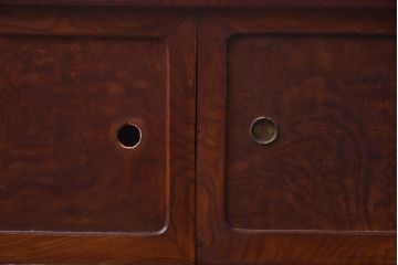 アンティーク家具　昭和初期　独特な杢目が魅力的なローボード(戸棚、収納棚、テレビボード)(R-042546)