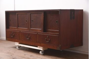 アンティーク家具　昭和初期　独特な杢目が魅力的なローボード(戸棚、収納棚、テレビボード)(R-042546)