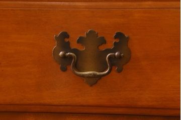 中古　横浜クラシック家具　ダニエル(Daniel)　アーリーアメリカン　ワードローブ(洋服タンス)(定価約100万円)(R-042547)