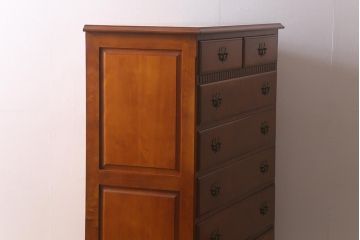 中古　横浜ダニエル(daniel)　A-103　エレガントな意匠が素敵な整理タンス(チェスト、引き出し)(定価約60万)(R-042548)