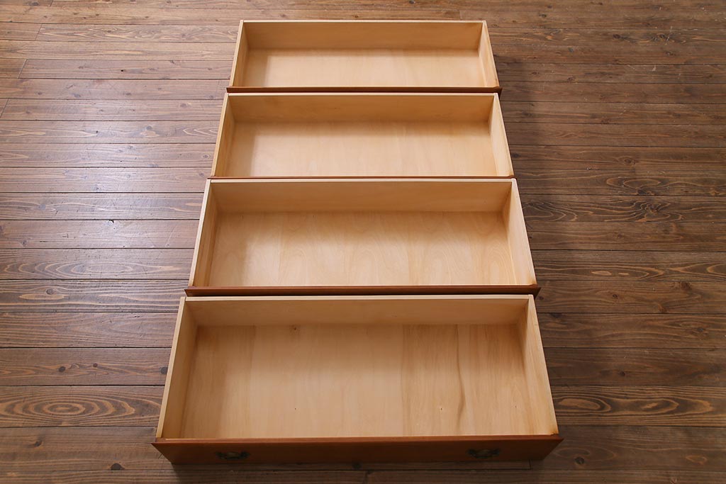 中古　横浜ダニエル(daniel)　A-103　エレガントな意匠が素敵な整理タンス(チェスト、引き出し)(定価約60万)(R-042548)