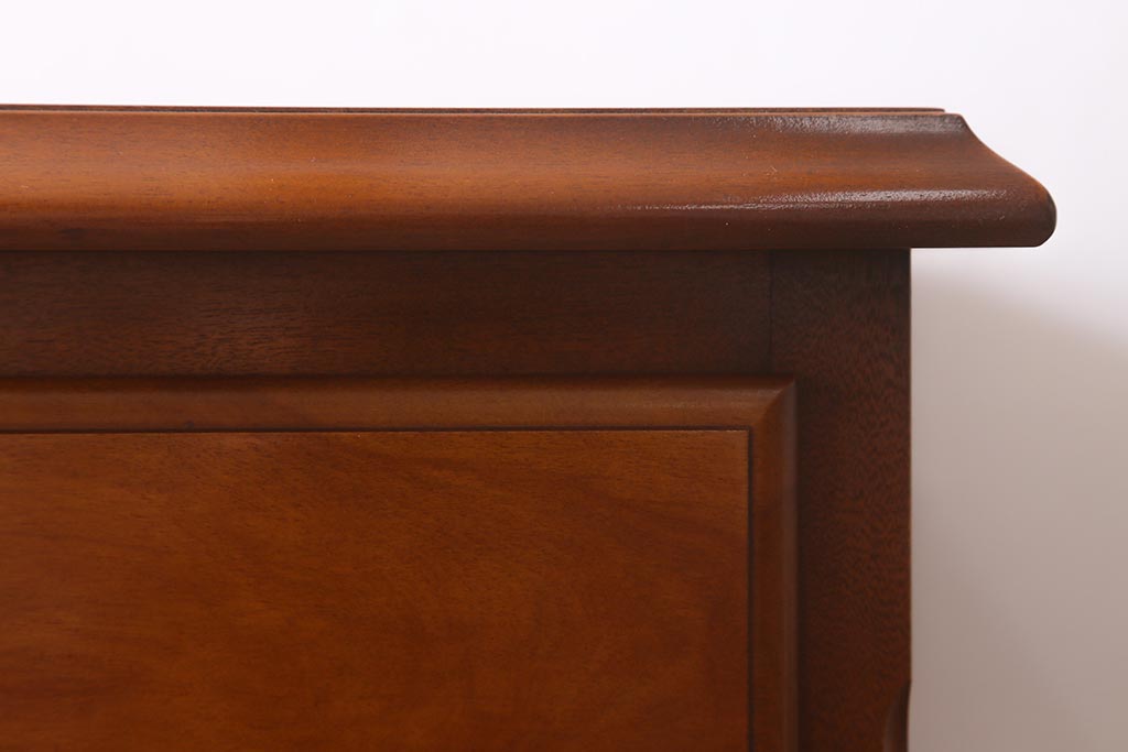 中古　横浜ダニエル(daniel)　A-103　エレガントな意匠が素敵な整理タンス(チェスト、引き出し)(定価約60万)(R-042548)