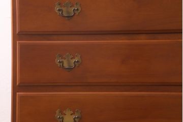 中古　横浜ダニエル(daniel)　A-103　エレガントな意匠が素敵な整理タンス(チェスト、引き出し)(定価約60万)(R-042548)