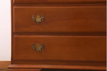 中古　横浜ダニエル(daniel)　A-103　エレガントな意匠が素敵な整理タンス(チェスト、引き出し)(定価約60万)(R-042548)