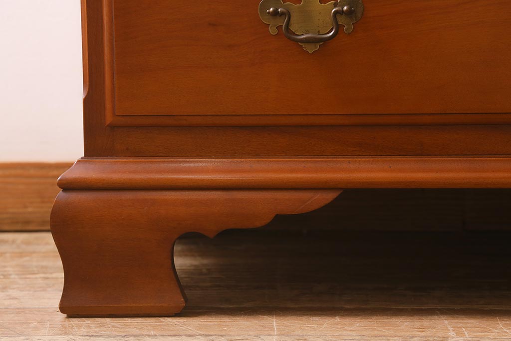 中古　横浜ダニエル(daniel)　A-103　エレガントな意匠が素敵な整理タンス(チェスト、引き出し)(定価約60万)(R-042548)