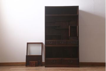 アンティーク家具　漆塗り　三方欅材　玉杢　貫録と上品さを兼ね備えた上手物の茶箪笥(茶棚、収納棚、キャビネット)(R-042553)
