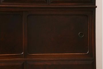 アンティーク家具　漆塗り　三方欅材　玉杢　貫録と上品さを兼ね備えた上手物の茶箪笥(茶棚、収納棚、キャビネット)(R-042553)